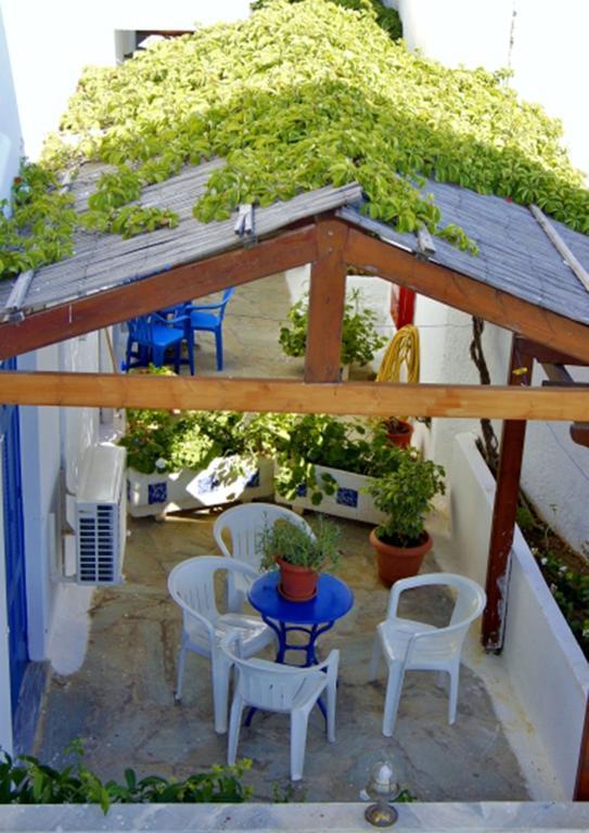 Idroussa Apartamento Batsi  Exterior foto