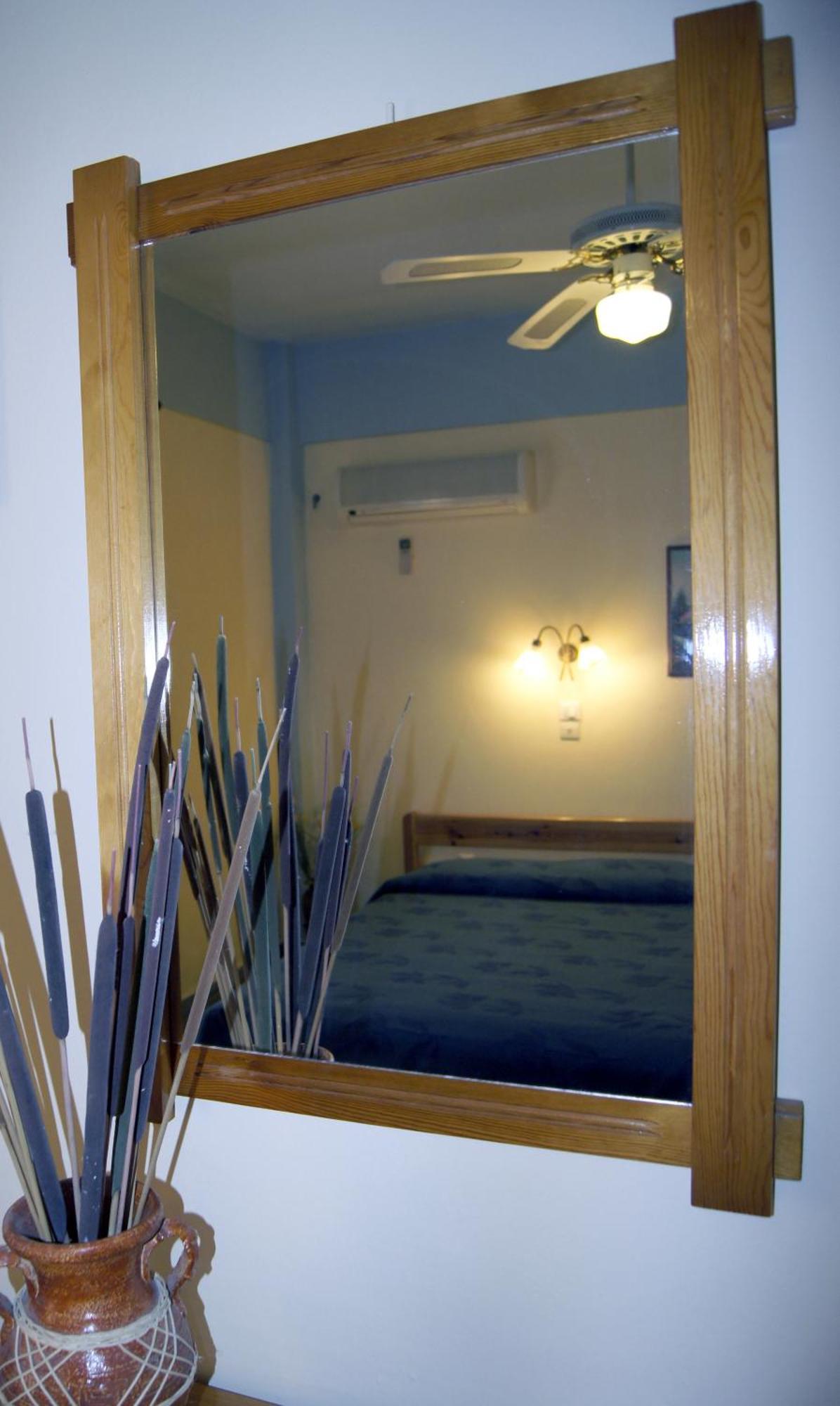 Idroussa Apartamento Batsi  Quarto foto