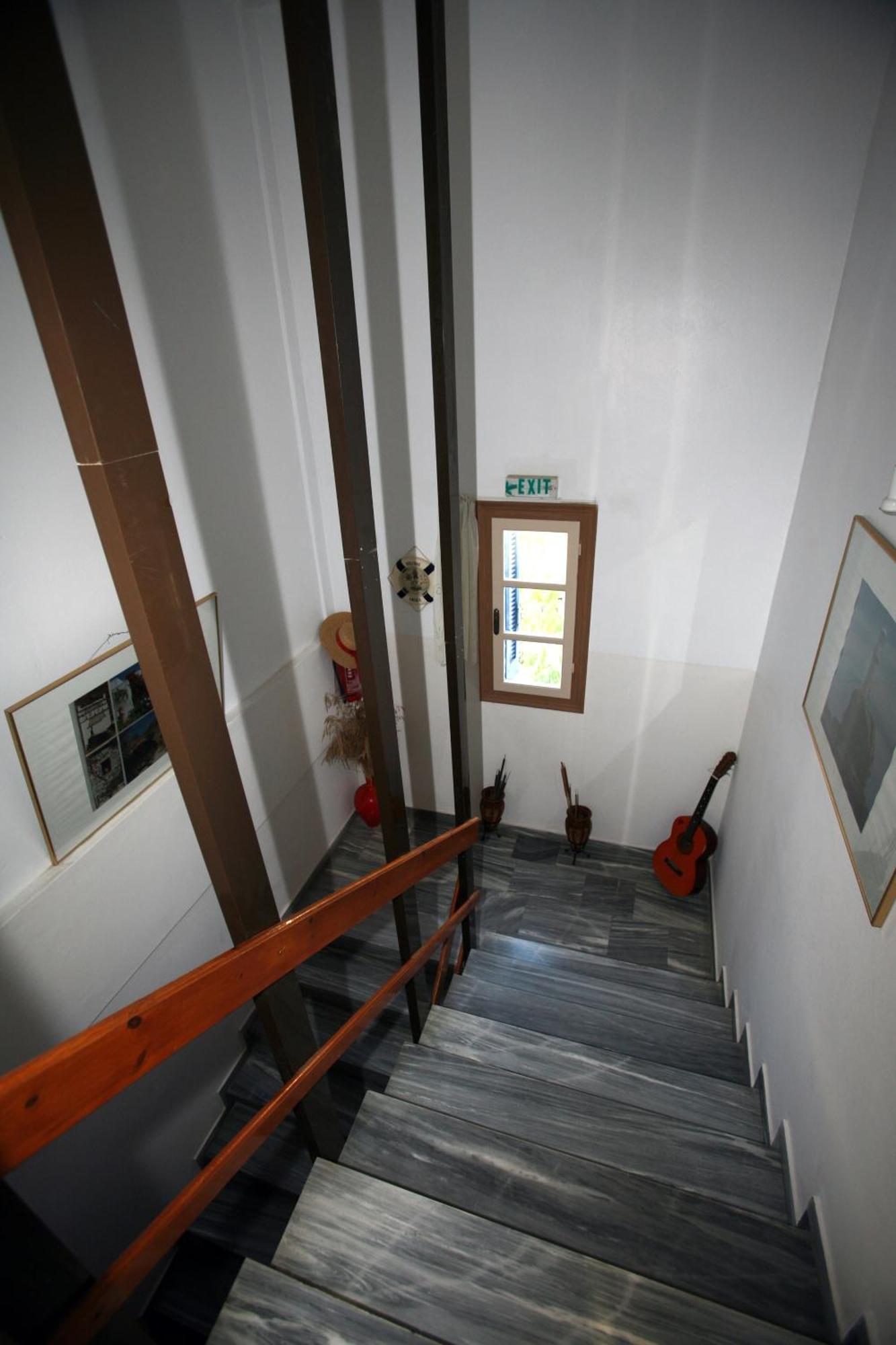 Idroussa Apartamento Batsi  Exterior foto