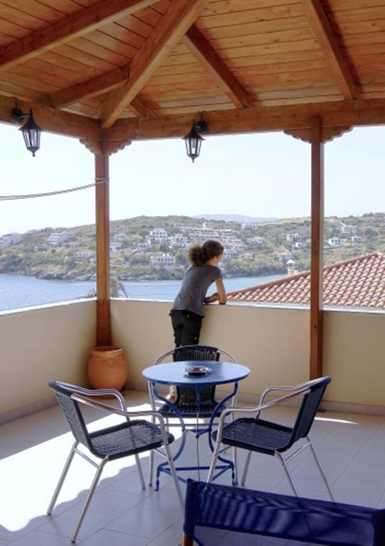 Idroussa Apartamento Batsi  Exterior foto